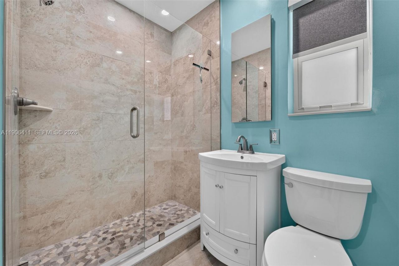 717 SE 2nd St , Deerfield Beach, FL 33441 Photo