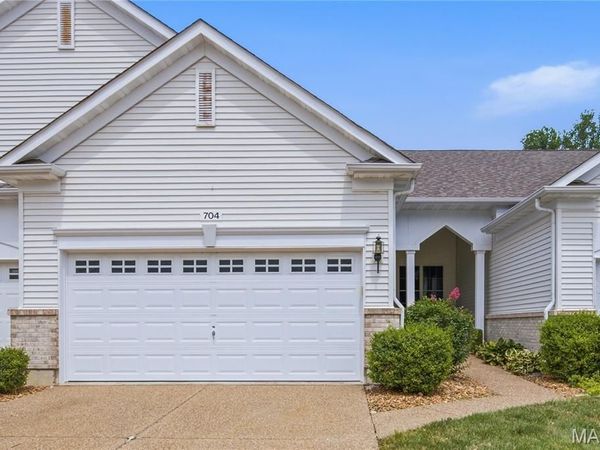 704 Harrier Drive, Lake St Louis, MO 63367