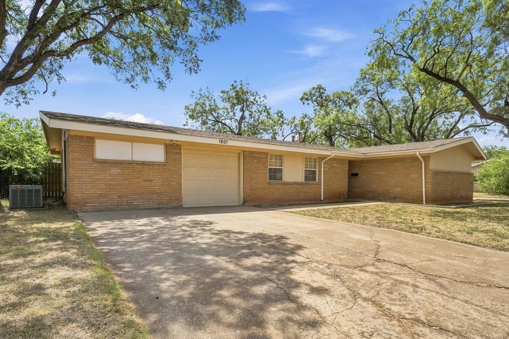 1801 Mimosa Drive, Abilene, TX 79603 Main Photo