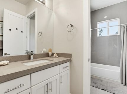 13056 Austin Forest Cir, Auburn, CA 95602 Photo