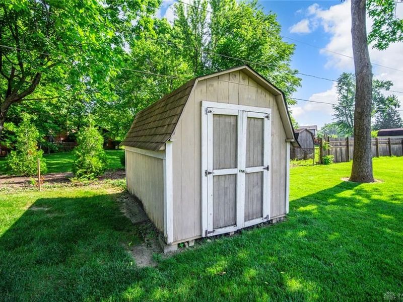 2045 Penbrooke Trail, Miami Township, OH 45459 Photo 5