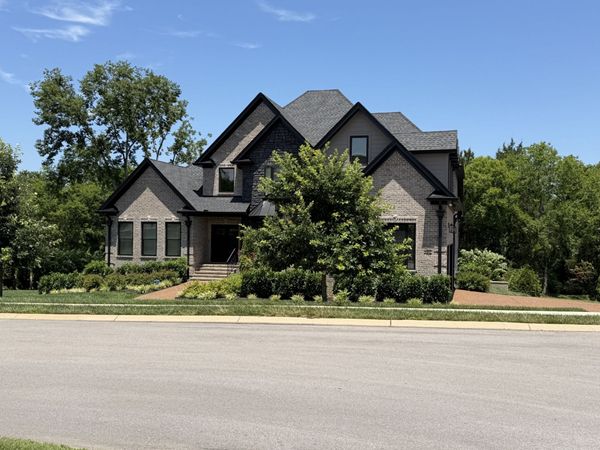 1003 Quillen Way, Lebanon, TN 37087