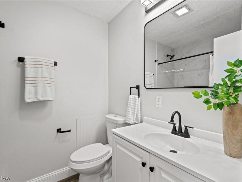 1955 Koons Road, Green, OH 44720 Photo 24