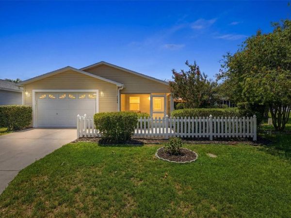 2484 KINGSTREE PLACE , THE VILLAGES, FL 32162