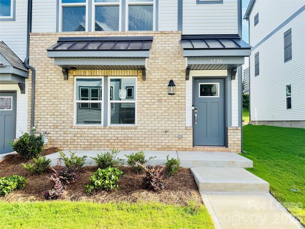 1736 Blanche Street , Charlotte, NC 28262