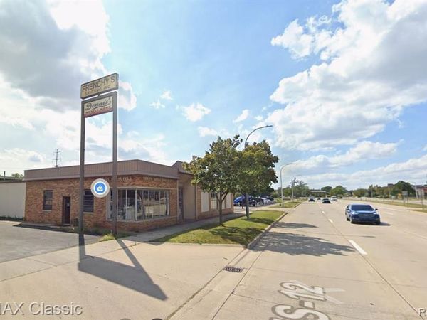 34131 Michigan Avenue E , Wayne, MI 48184