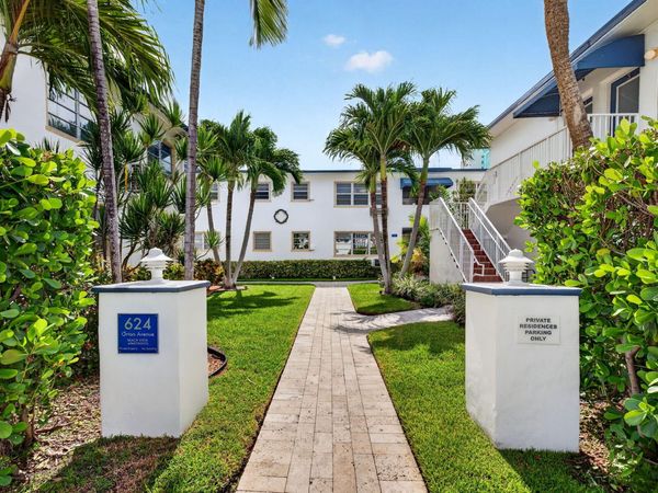 624 Orton Avenue, Unit 3, Fort Lauderdale, FL 33304
