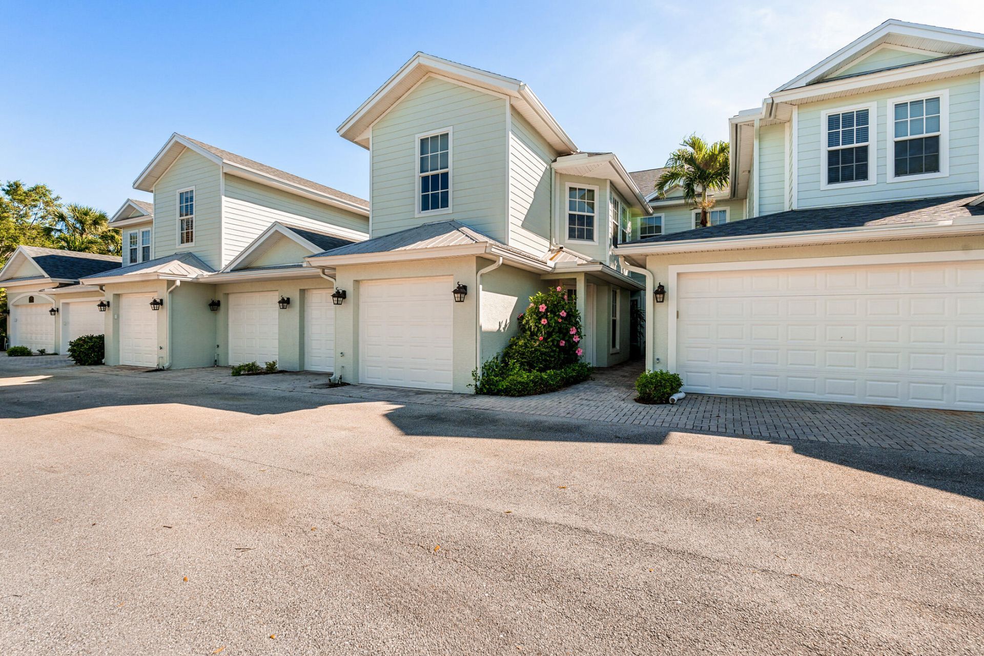2320 Water Oak Court Sw, Unit 123, Vero Beach, FL 32962 Photo