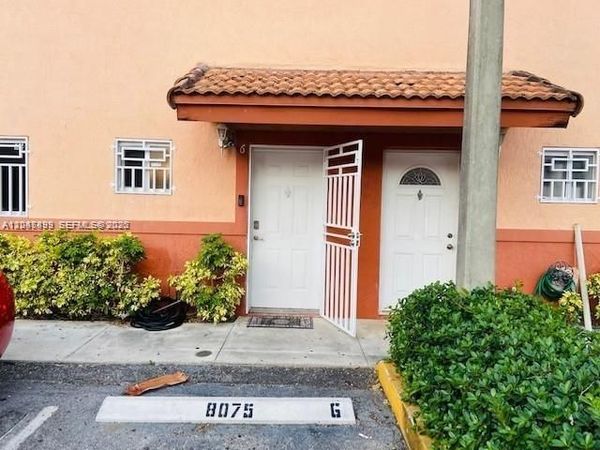 8075 NW 8th St , Unit 6, Miami, FL 33126
