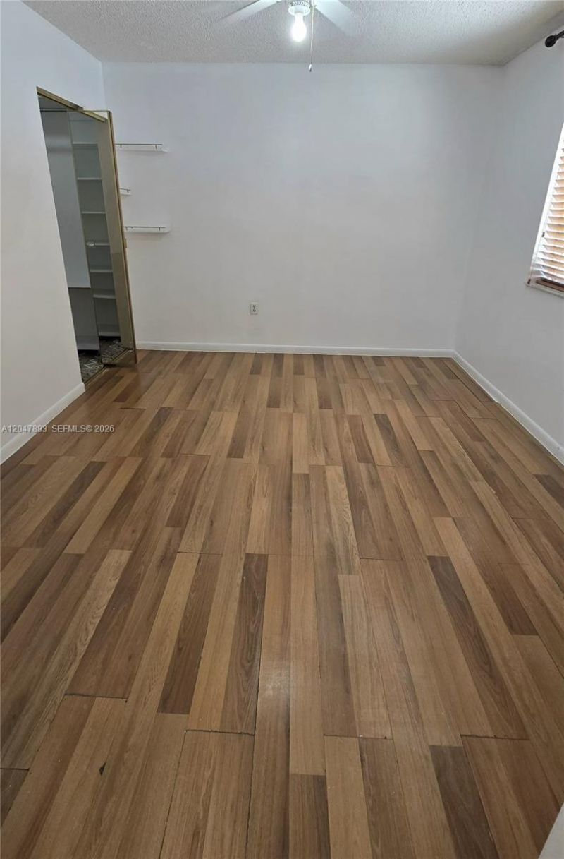 8075 NW 8th St , Unit 6, Miami, FL 33126 Photo