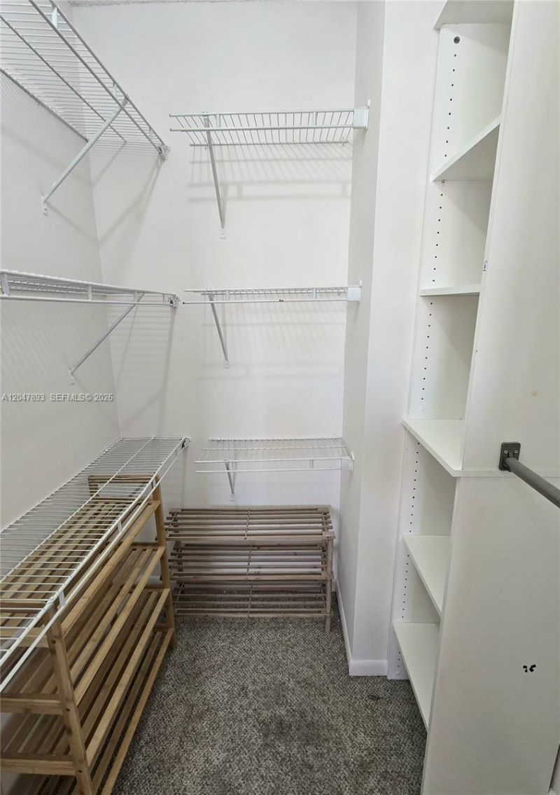 8075 NW 8th St , Unit 6, Miami, FL 33126 Photo