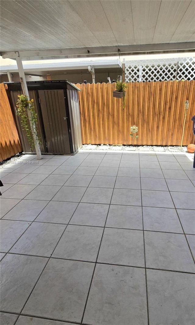 8075 NW 8th St , Unit 6, Miami, FL 33126 Photo