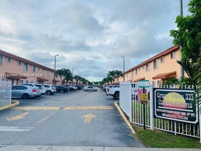 8075 NW 8th St , Unit 6, Miami, FL 33126 Photo