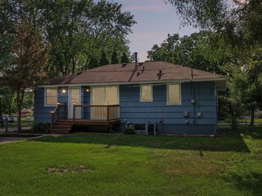11341 Palm Street NW, Coon Rapids, MN 55448