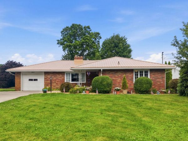 160 State Street, Saxonburg, PA 16056