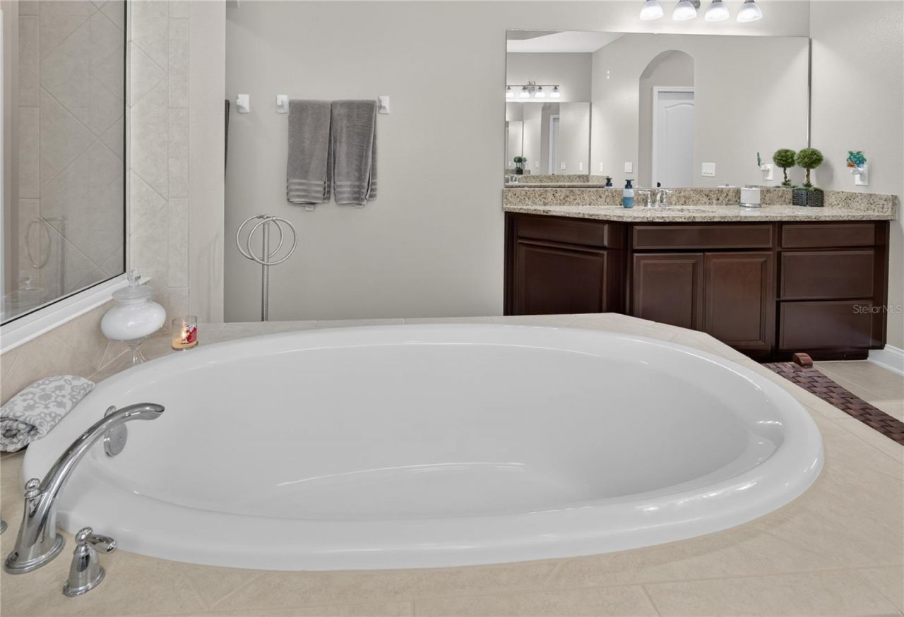 31948 Geoff Way, Sorrento, FL 32776 Photo