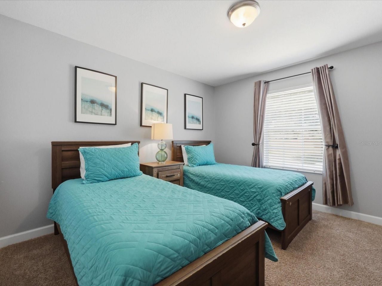 1562 Moon Valley Drive , Davenport, FL 33896 Photo