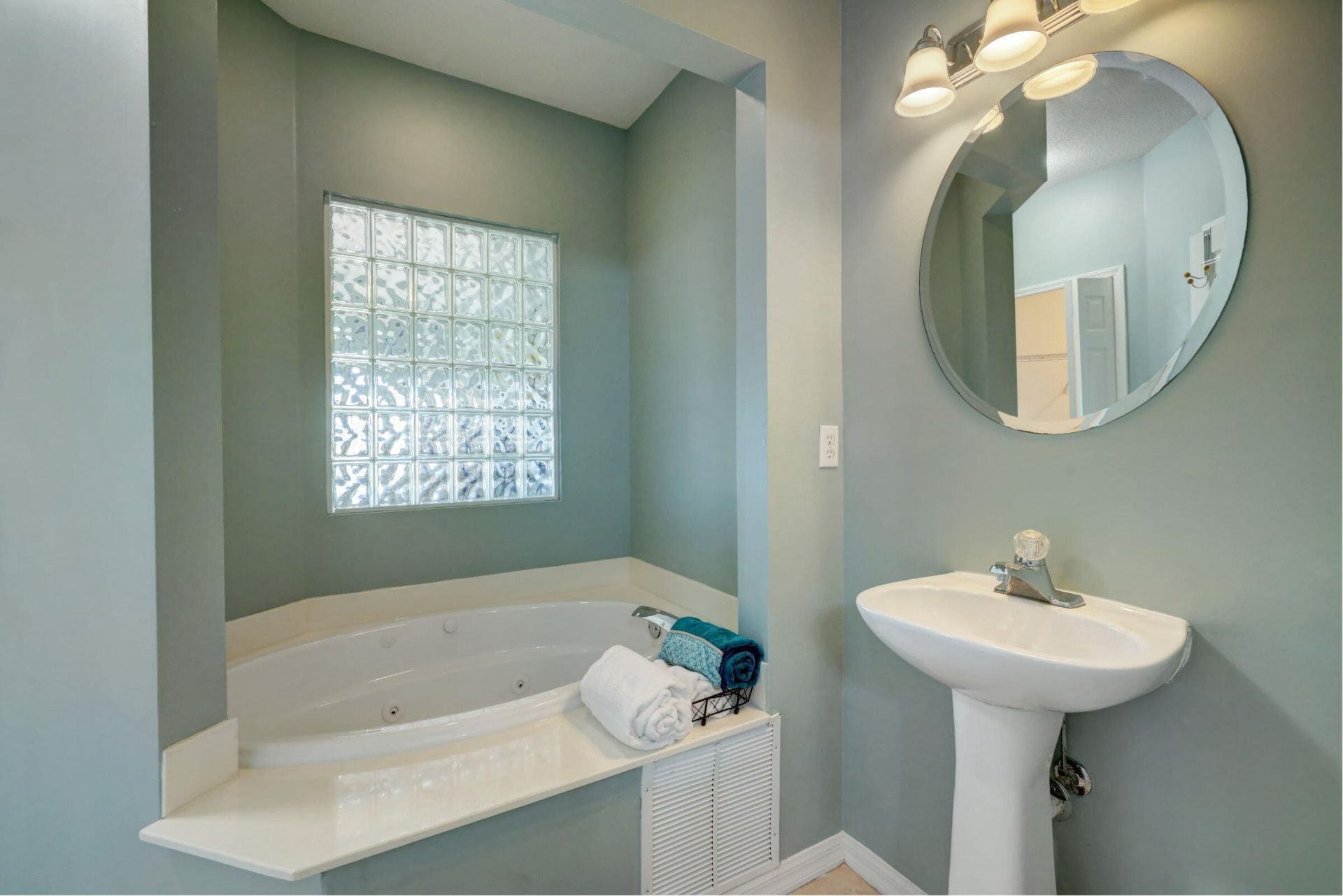 9821 Perfect Drive, Unit A, Port Saint Lucie, FL 34986 Photo