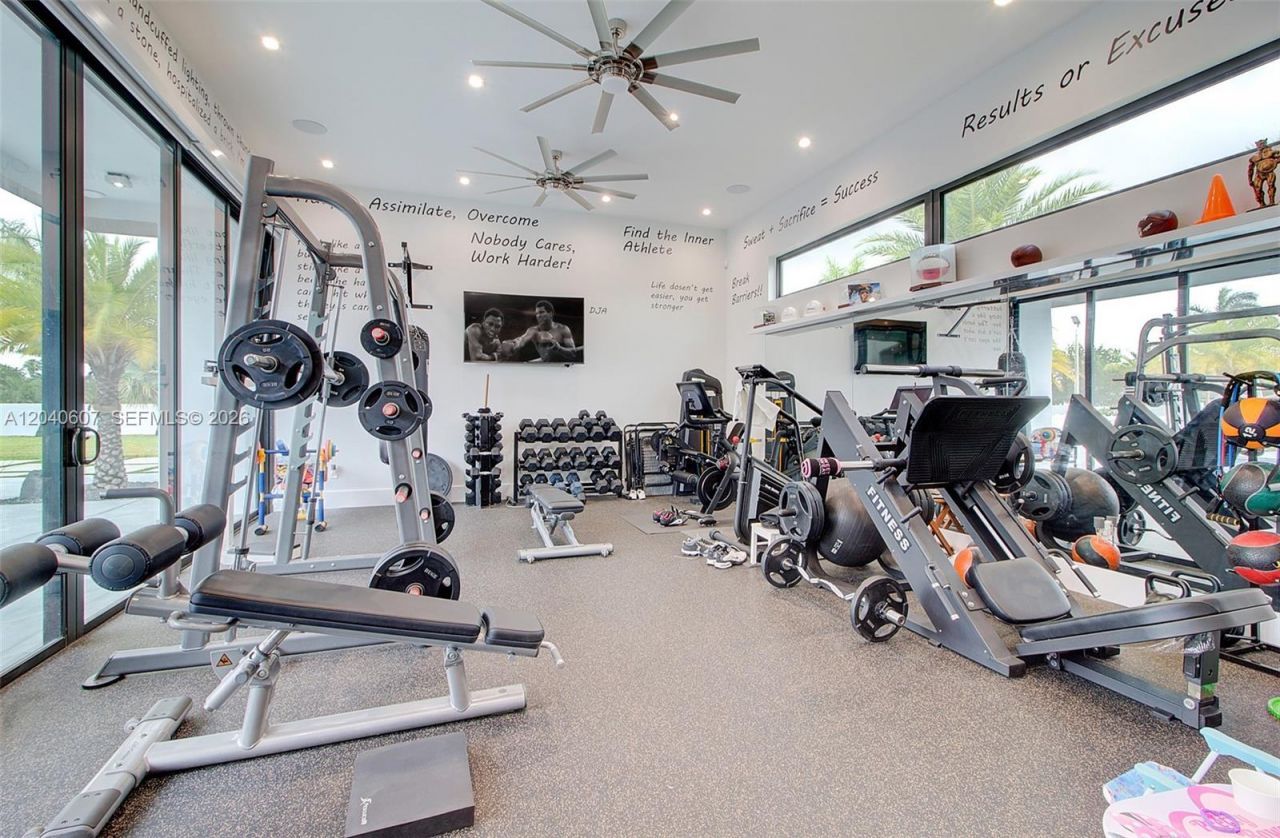 13052 NW 102nd Ave , Hialeah Gardens, FL 33018 Photo