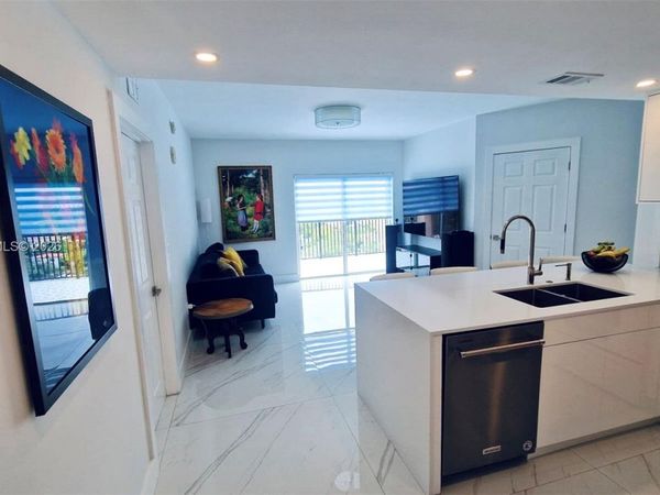 3410 Coral Way , Unit PH-05, Miami, FL 33145