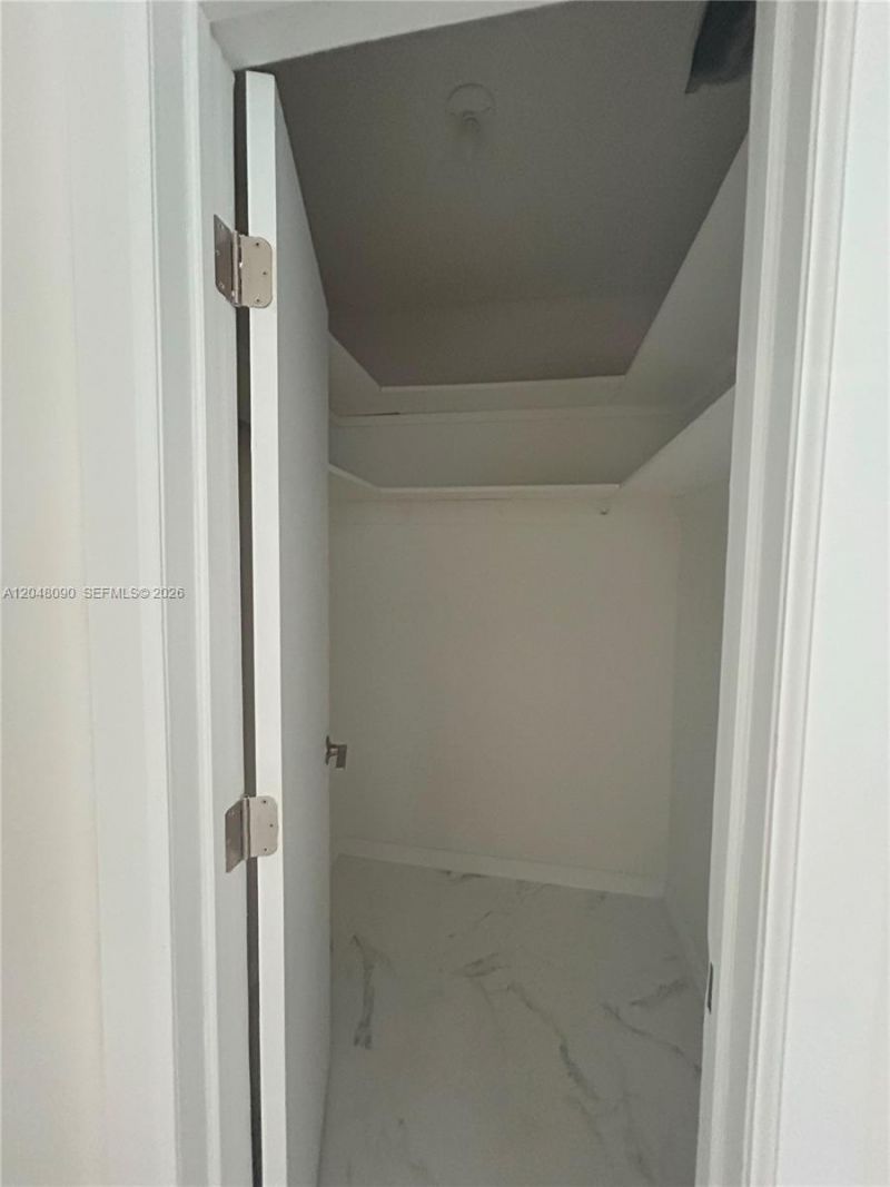1119 NE 15th St , Unit 4, Fort Lauderdale, FL 33304 Photo