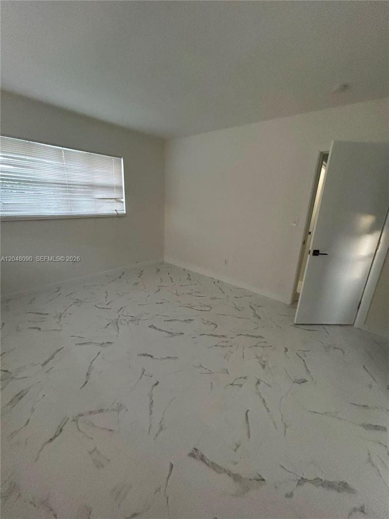 1119 NE 15th St , Unit 4, Fort Lauderdale, FL 33304 Photo