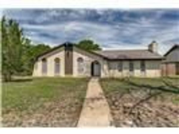 3203 E Park Boulevard, Plano, TX 75074