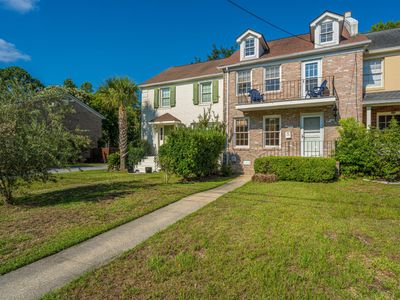 951 Cottingham Drive, Mount Pleasant, SC 29464