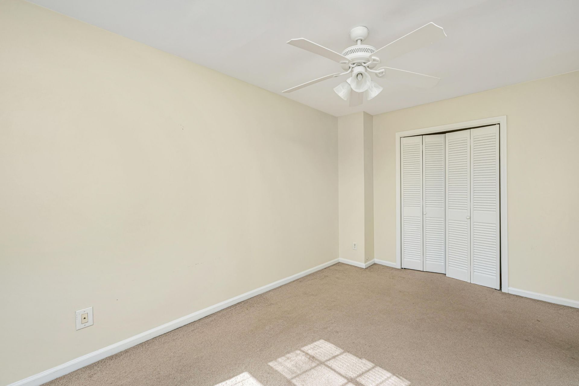 951 Cottingham Drive Photo 27