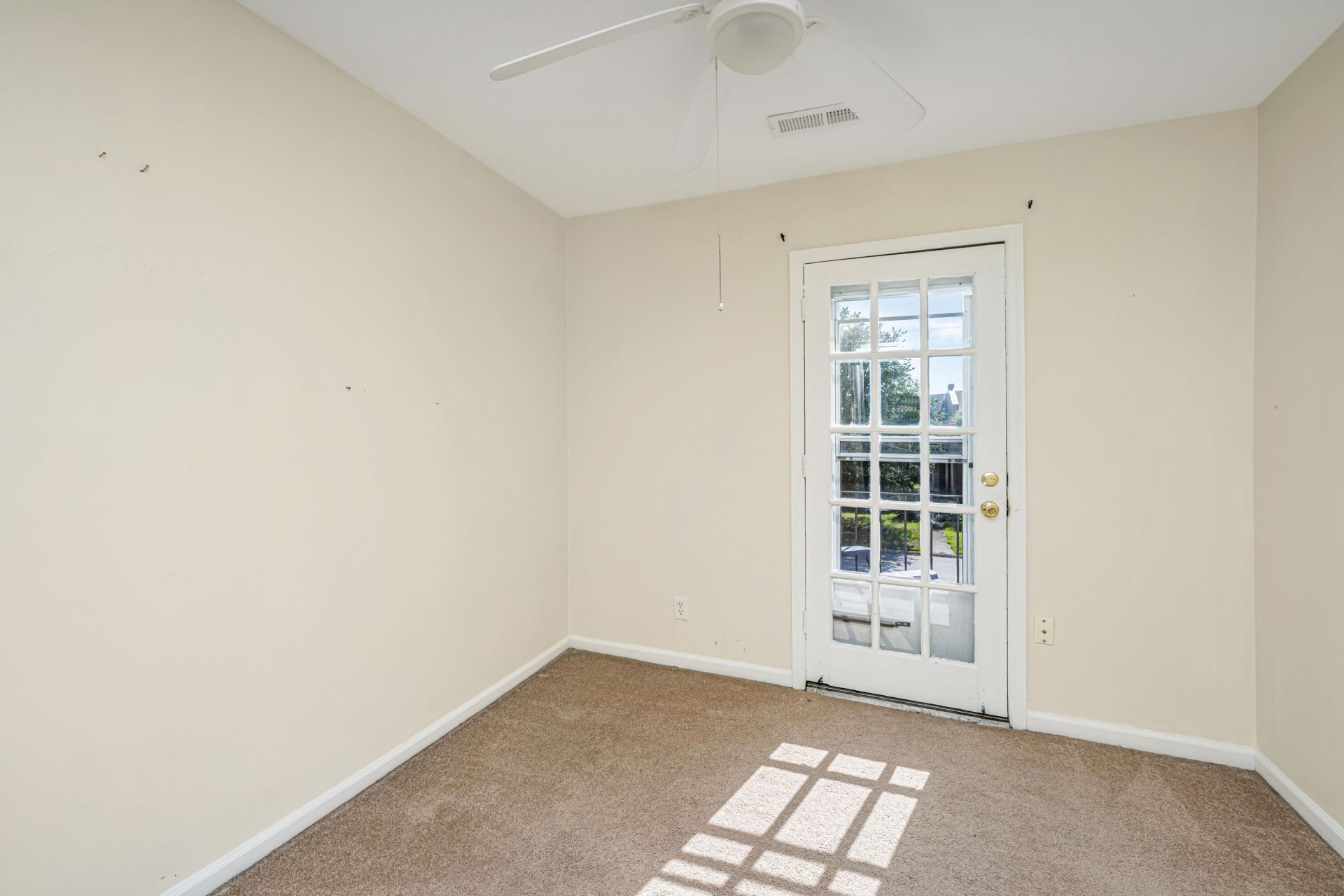 951 Cottingham Drive Photo 28