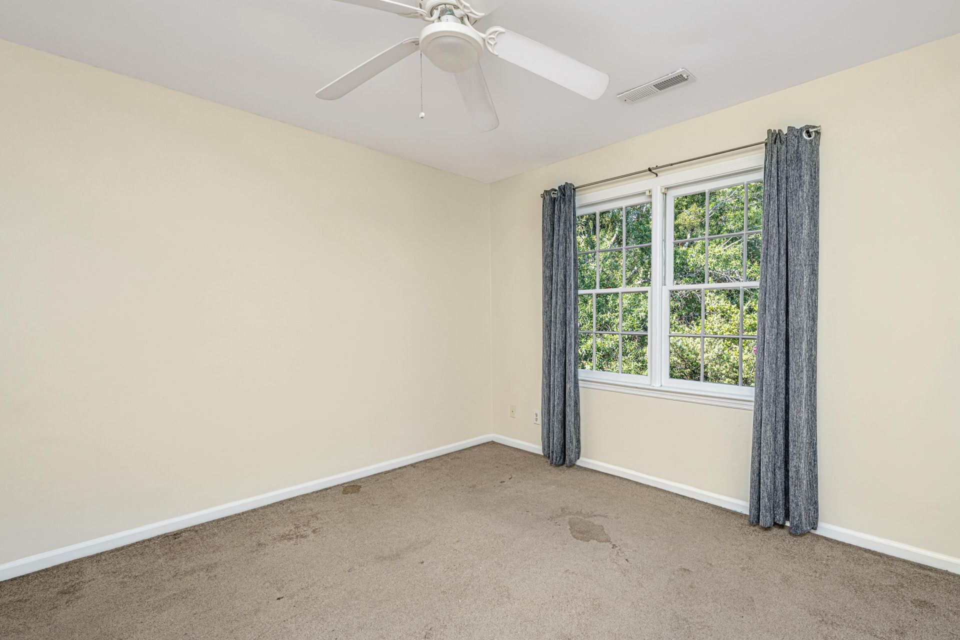 951 Cottingham Drive Photo 30