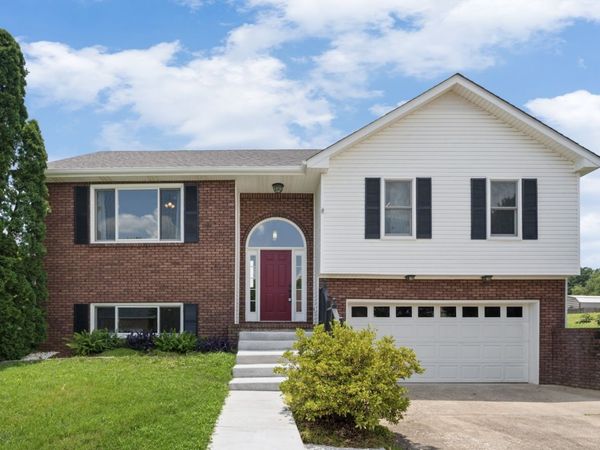 3418 Poplar Hl, Clarksville, TN 37043