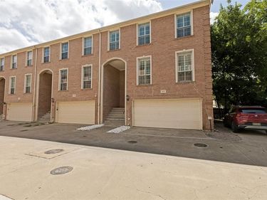 4002 Brownstone Court, Dallas, TX 75204