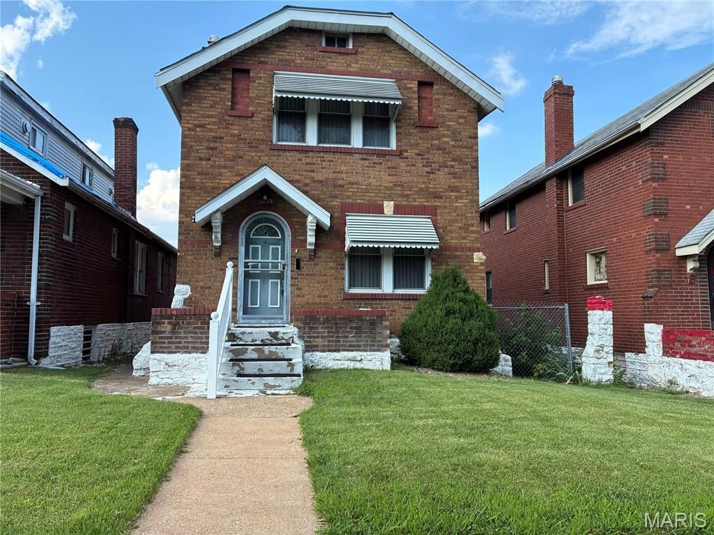4877 Calvin Avenue , Saint Louis, MO 63115 Main Photo