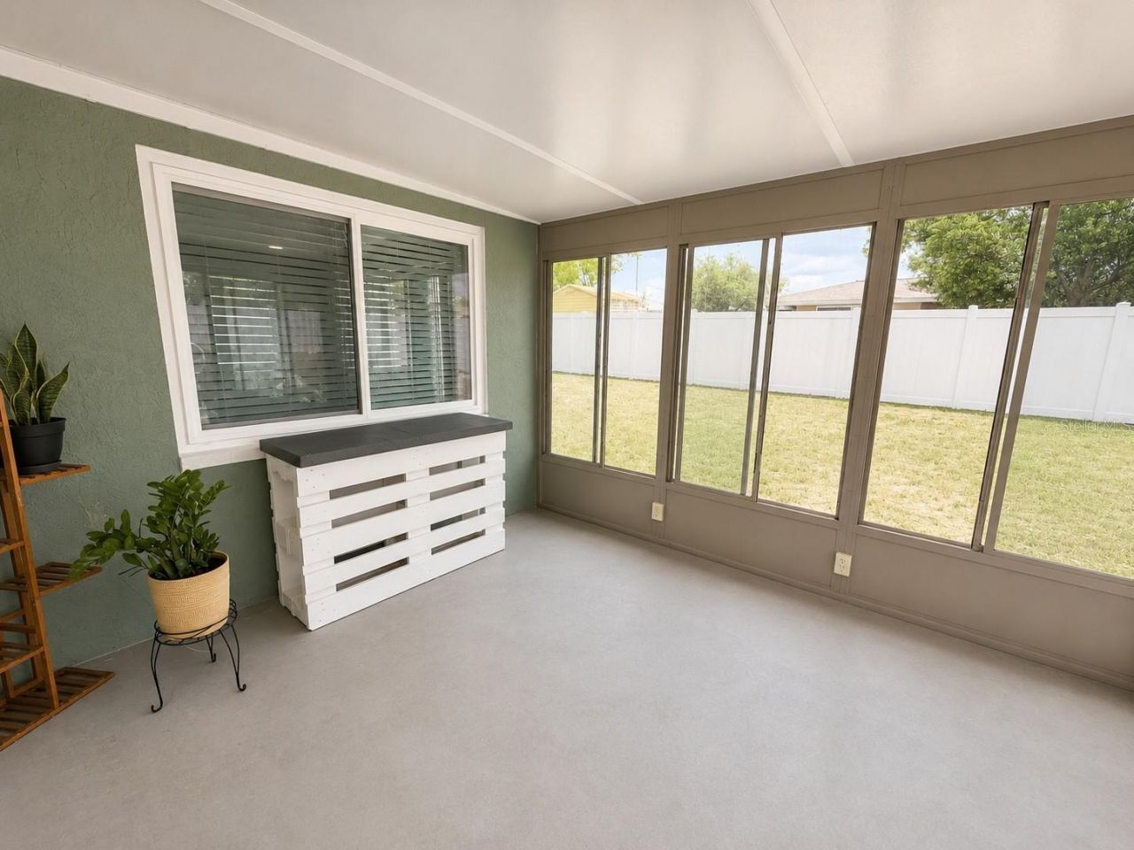 10124 Holly Drive, Port Richey, FL 34668 Photo