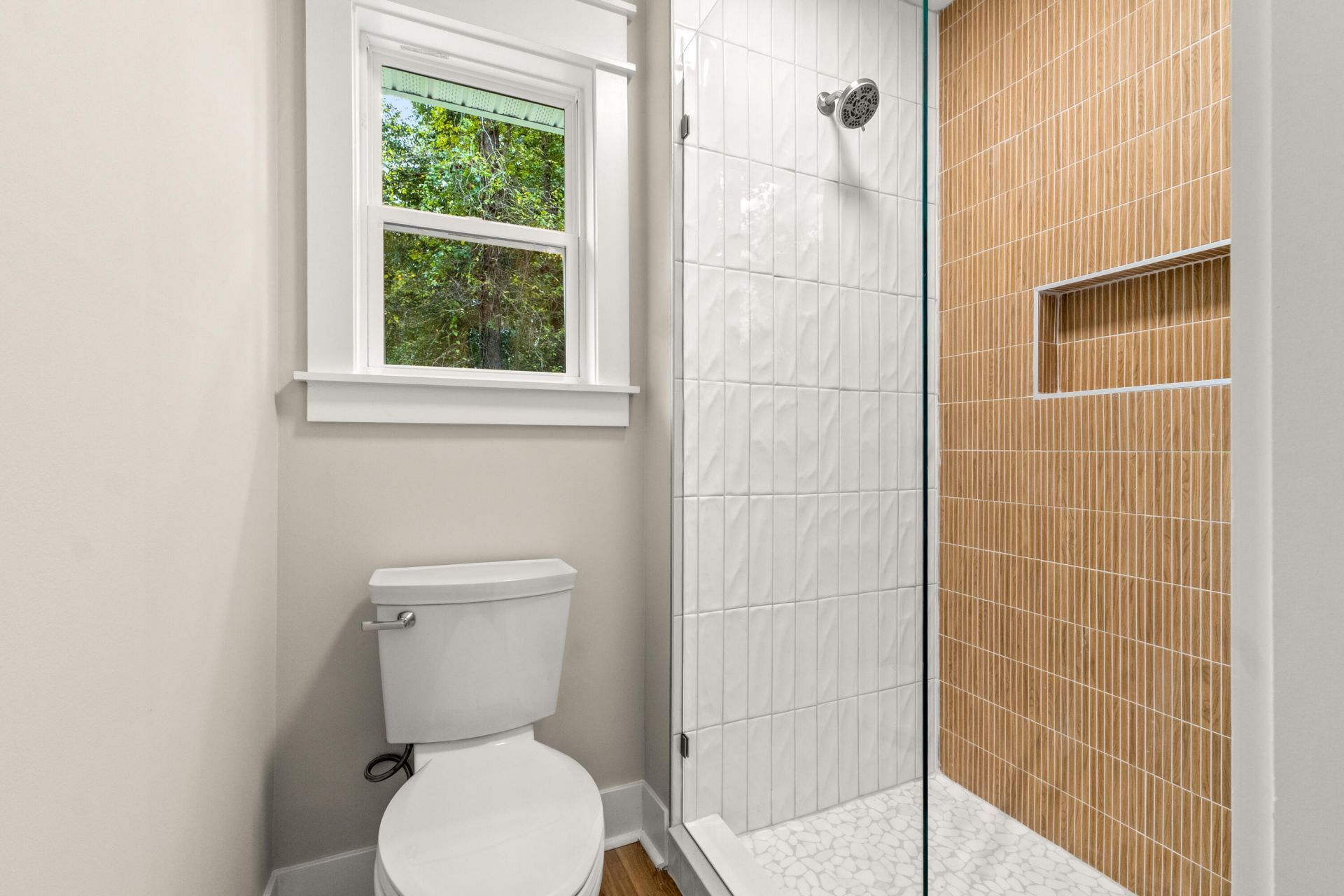 106 Glebe Road Photo 21