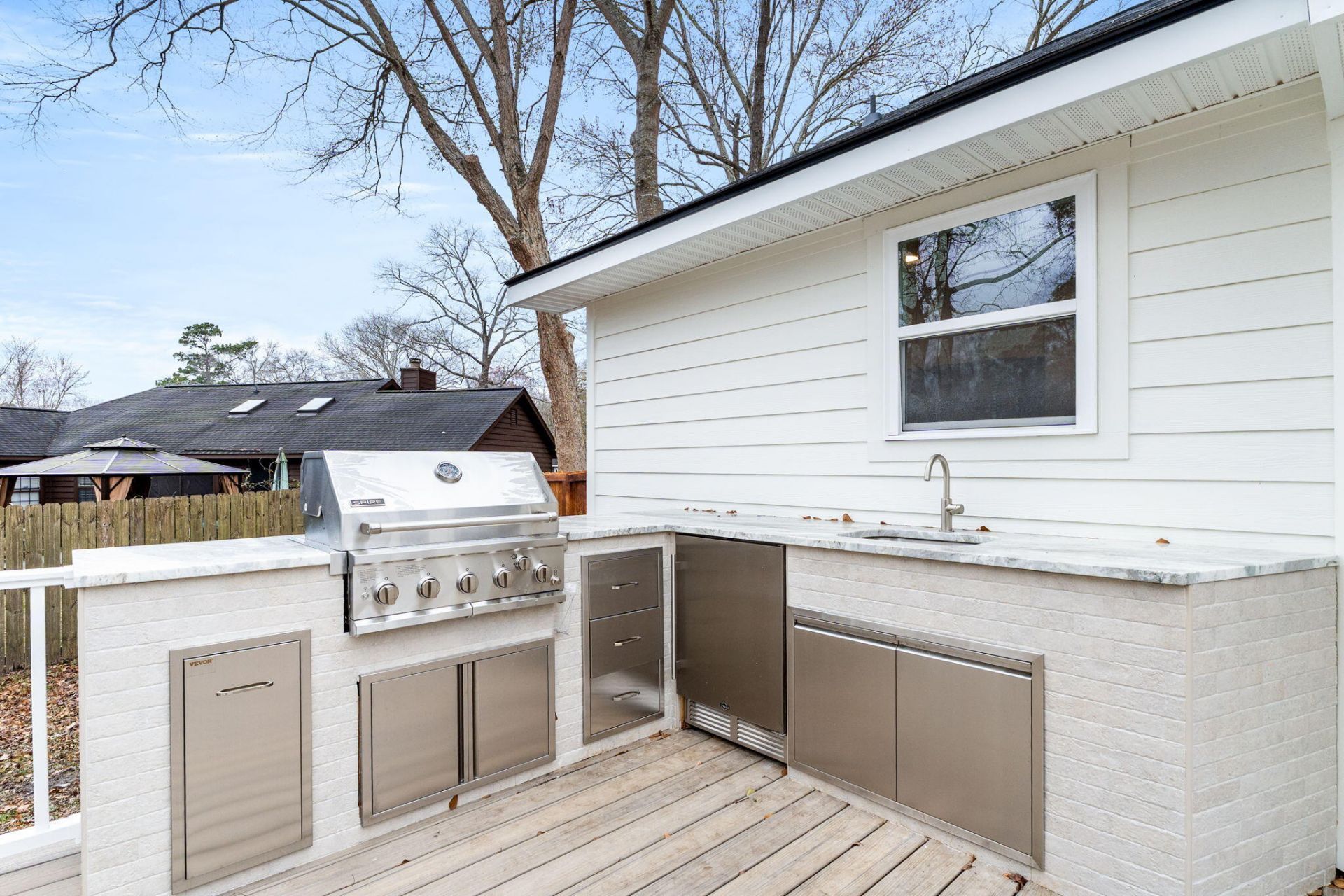106 Glebe Road Photo 33