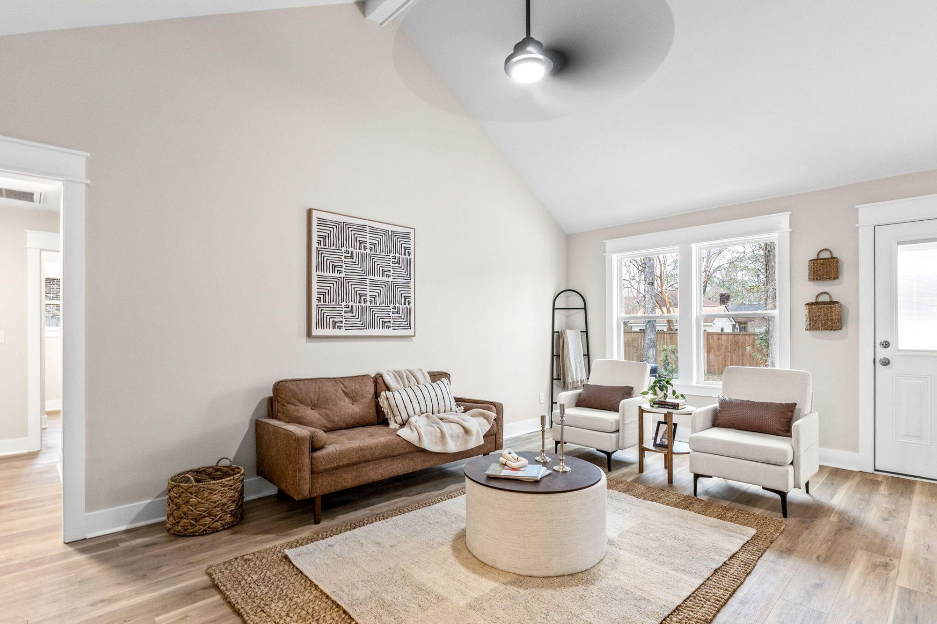 106 Glebe Road Photo 7