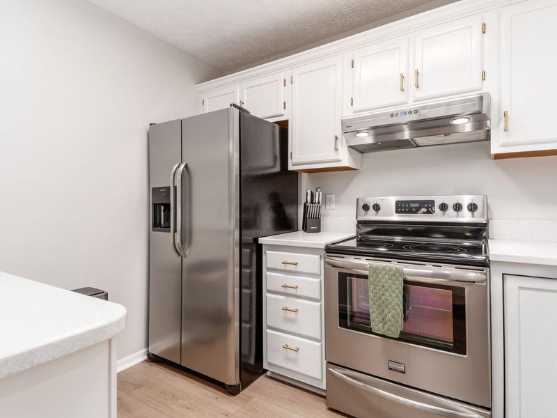 3872 Oakbridge Lane, Unit 24-2, Dublin, OH 43016 Photo 13