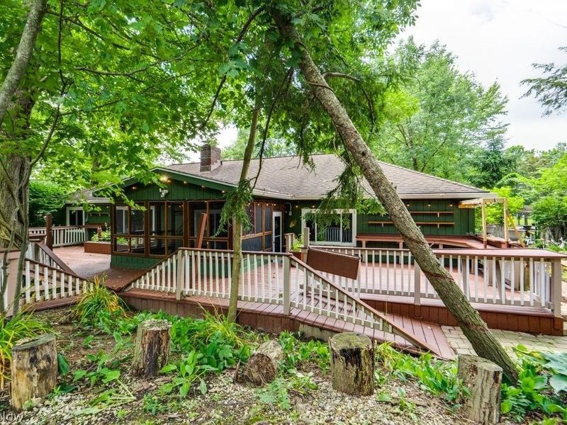 32771 N Burr Oak Drive, Solon, OH 44139 Photo 8