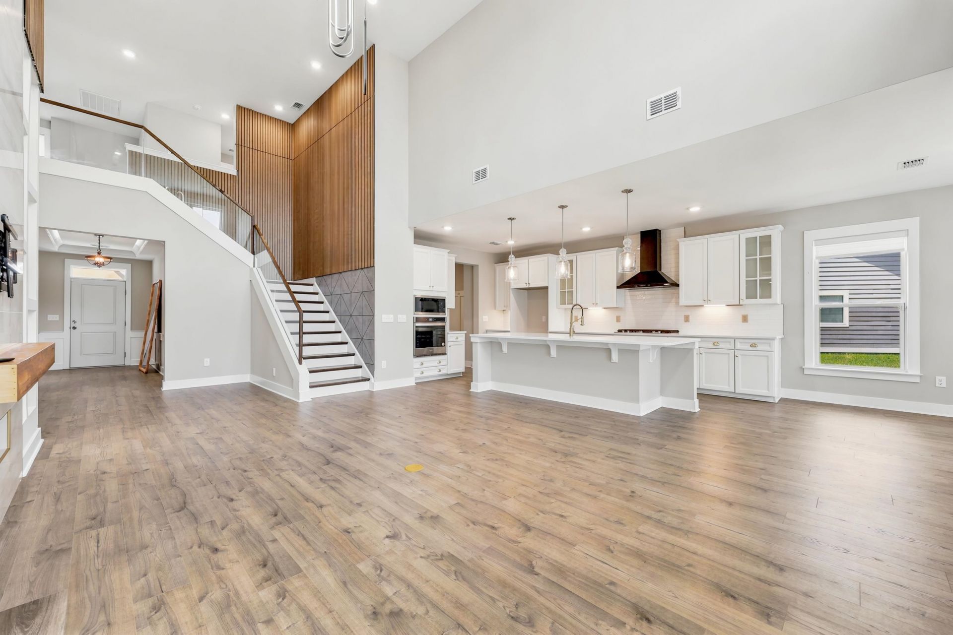 2108 Ballast Ct. Photo 10