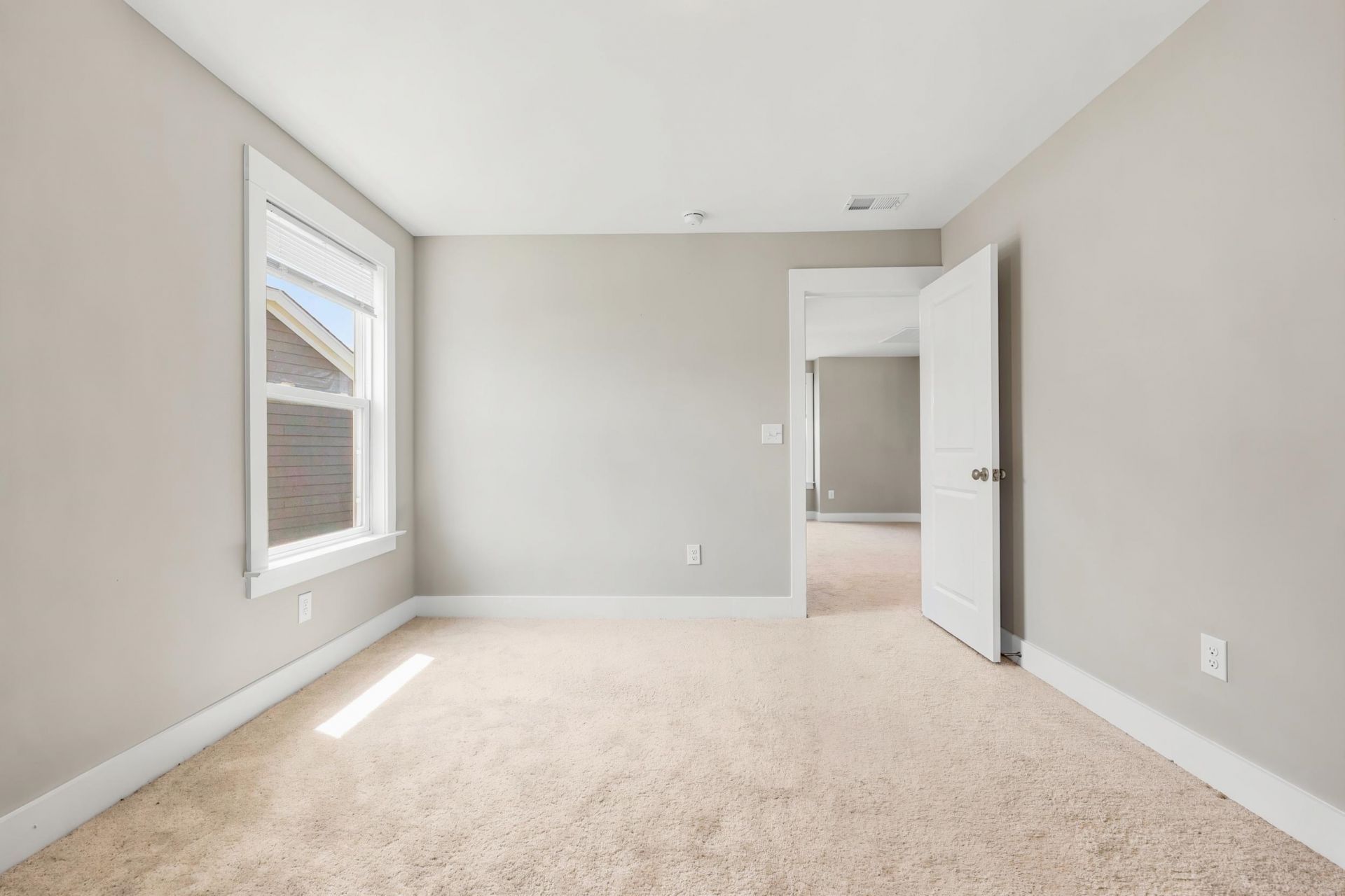 2108 Ballast Ct. Photo 25