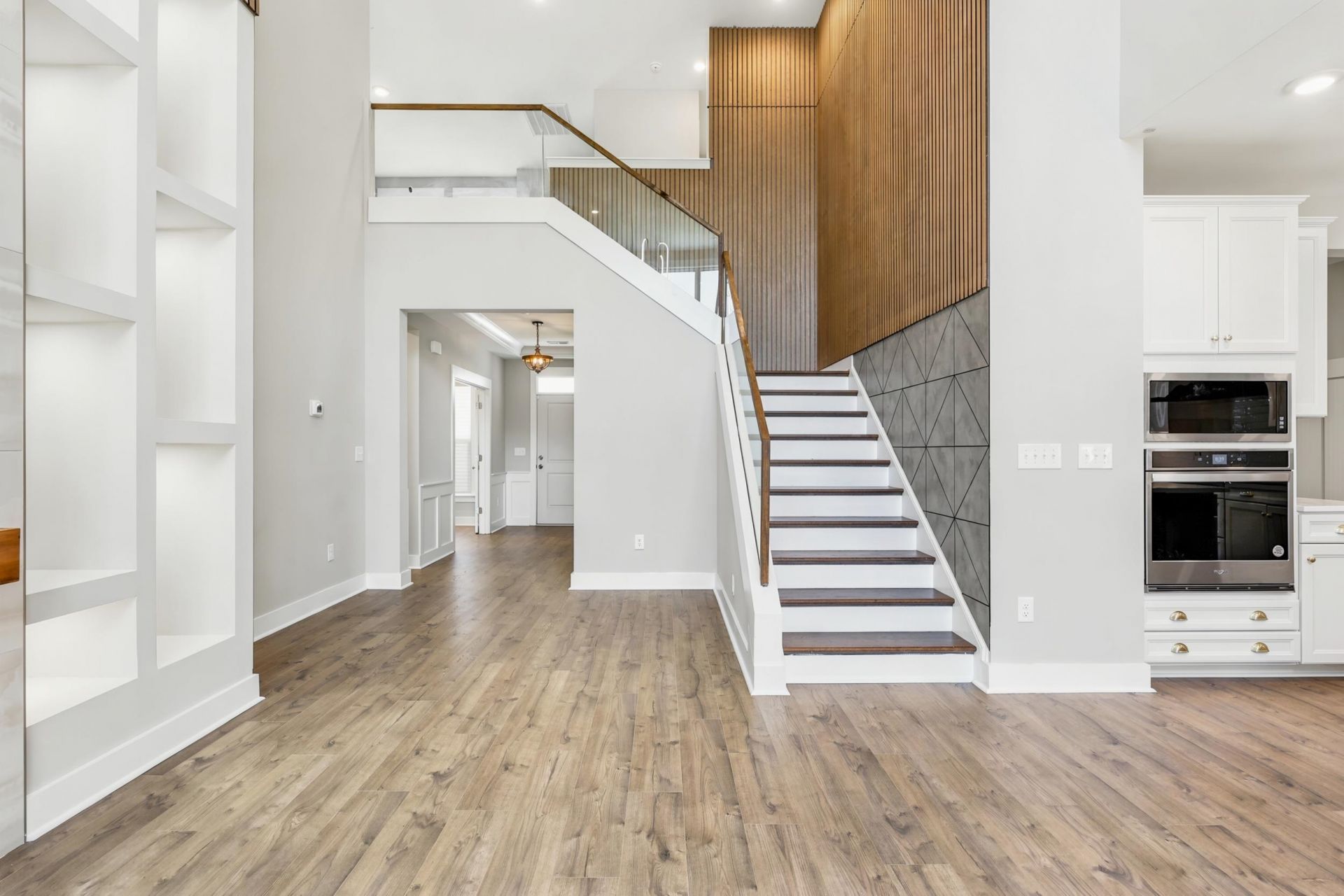 2108 Ballast Ct. Photo 9
