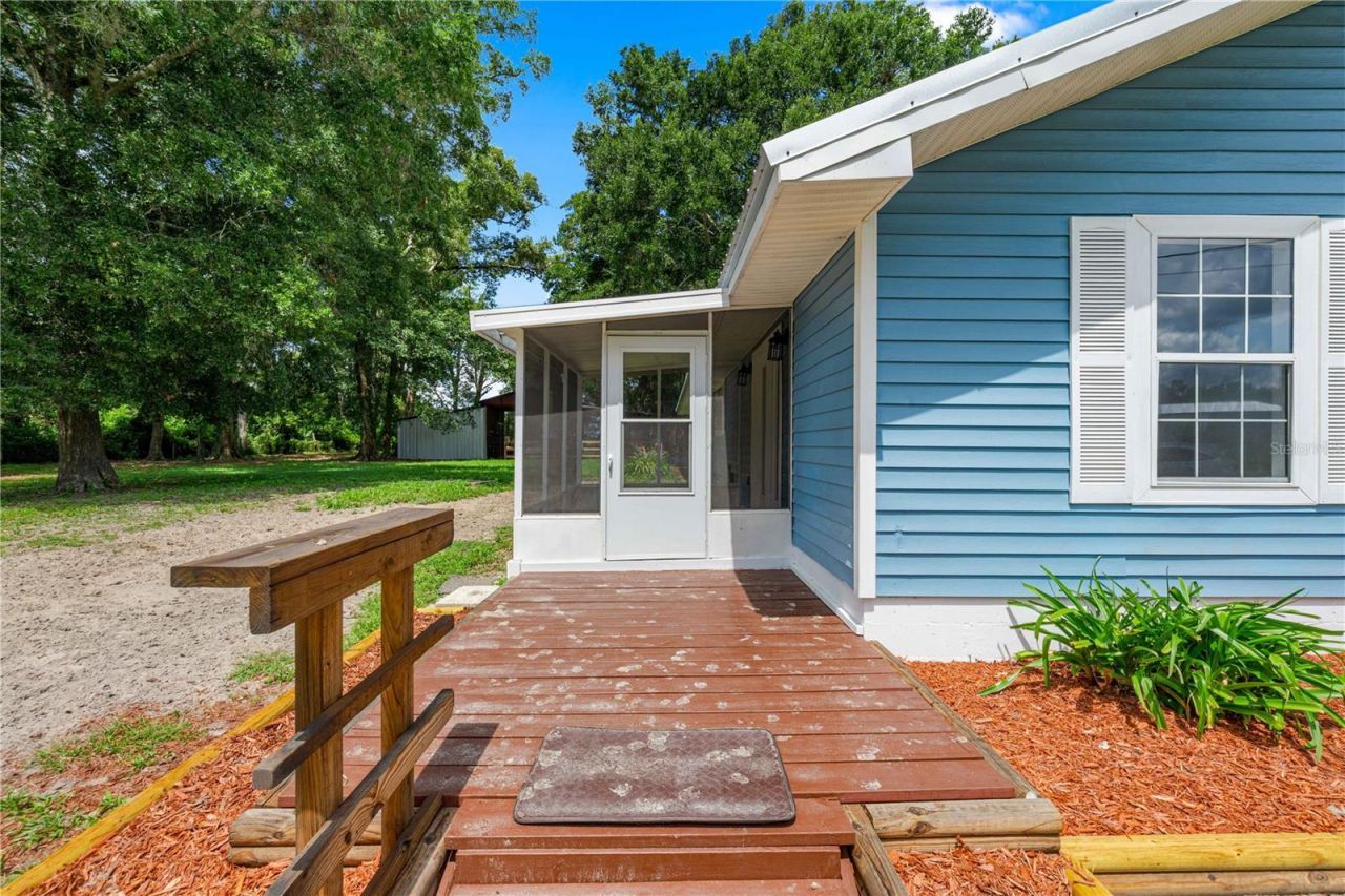 1890 NW 167th Place , Trenton, FL 32693 Photo
