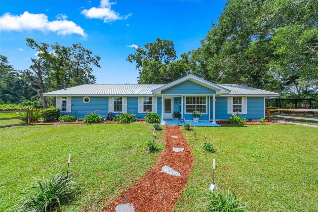 1890 NW 167th Place , Trenton, FL 32693 Photo