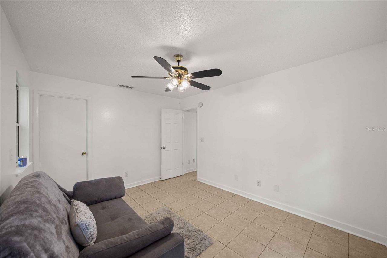 1890 NW 167th Place , Trenton, FL 32693 Photo
