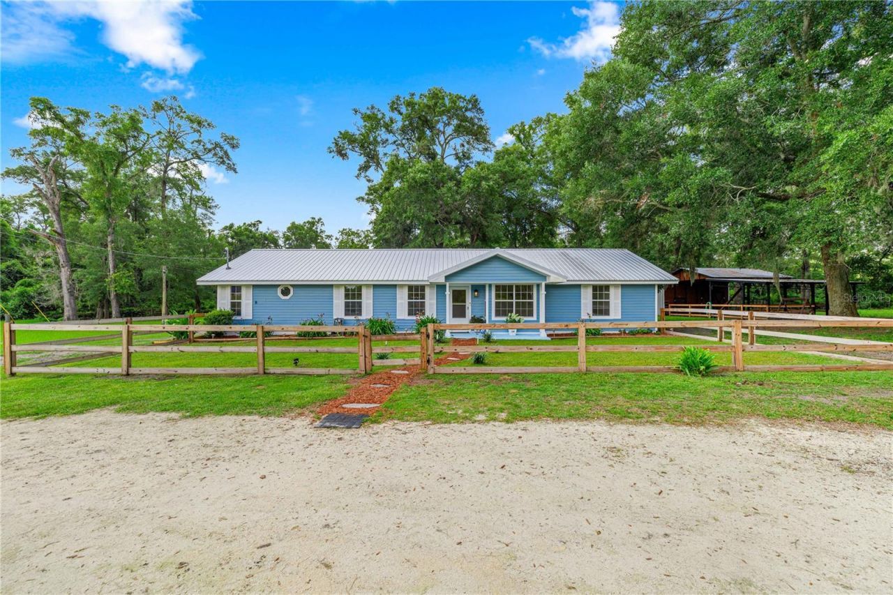 1890 NW 167th Place, Trenton, FL 32693 Photo