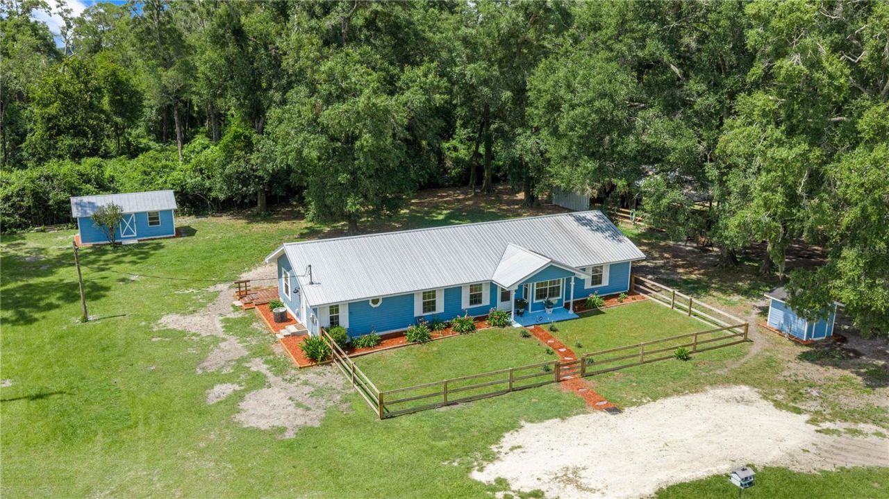 1890 NW 167th Place, Trenton, FL 32693 Photo