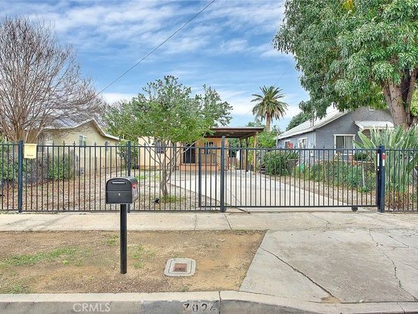 7024 Eton, Canoga Park, CA 91303