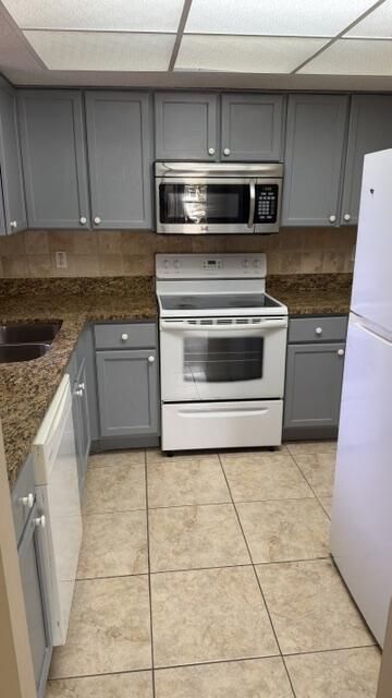 1536 SE Royal Green Circle, Unit 104, Port Saint Lucie, FL 34952 Photo